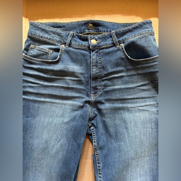 Lee Riders Jeans - Picture 2 of 6
